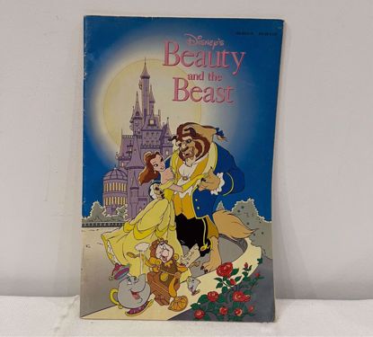 صورة قصه الحسناء و الوحش انجليزي 