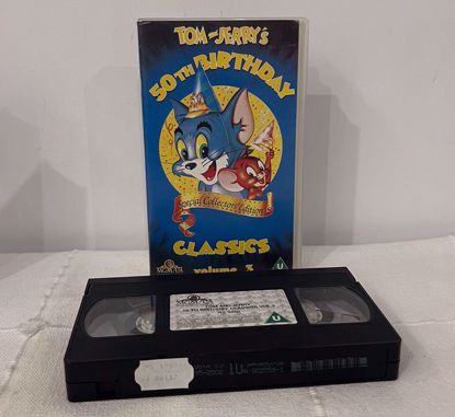 صورة شريط فيديو توم و جيري 