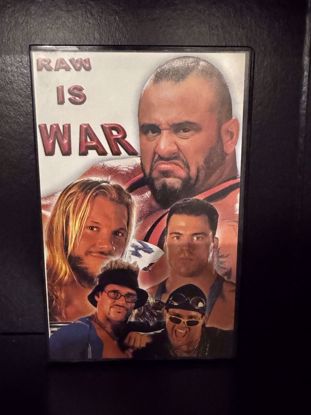 Picture of شريط مصارعة لشركة الحزام الازرق سنة ٢٠٠٠ 