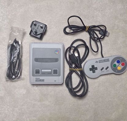 Picture of super Nintendo classic 