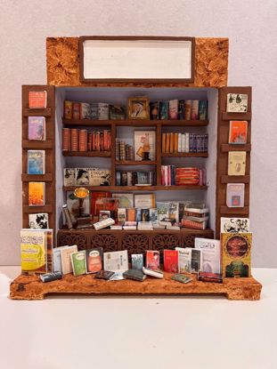 Picture of مكتبة تراثية صناعة يدوية 